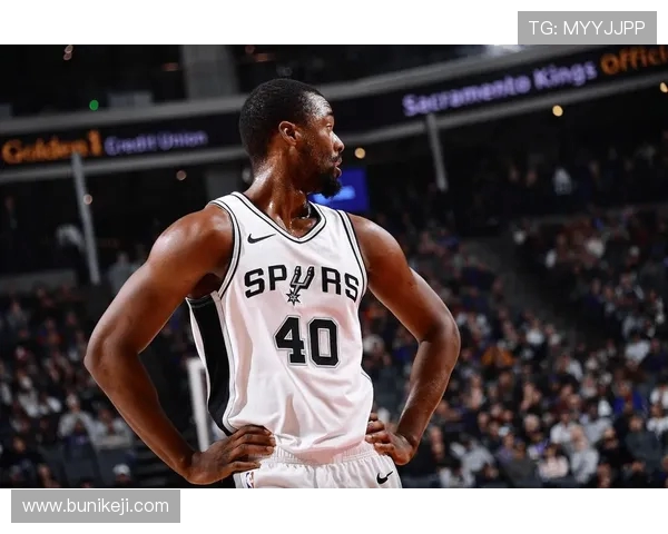 2019年马刺与猛龙精彩对决赛程录像回顾与分析